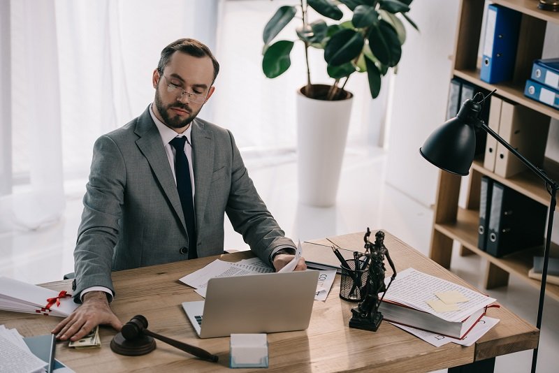 Neoprávněné poplatky inkasních agentur